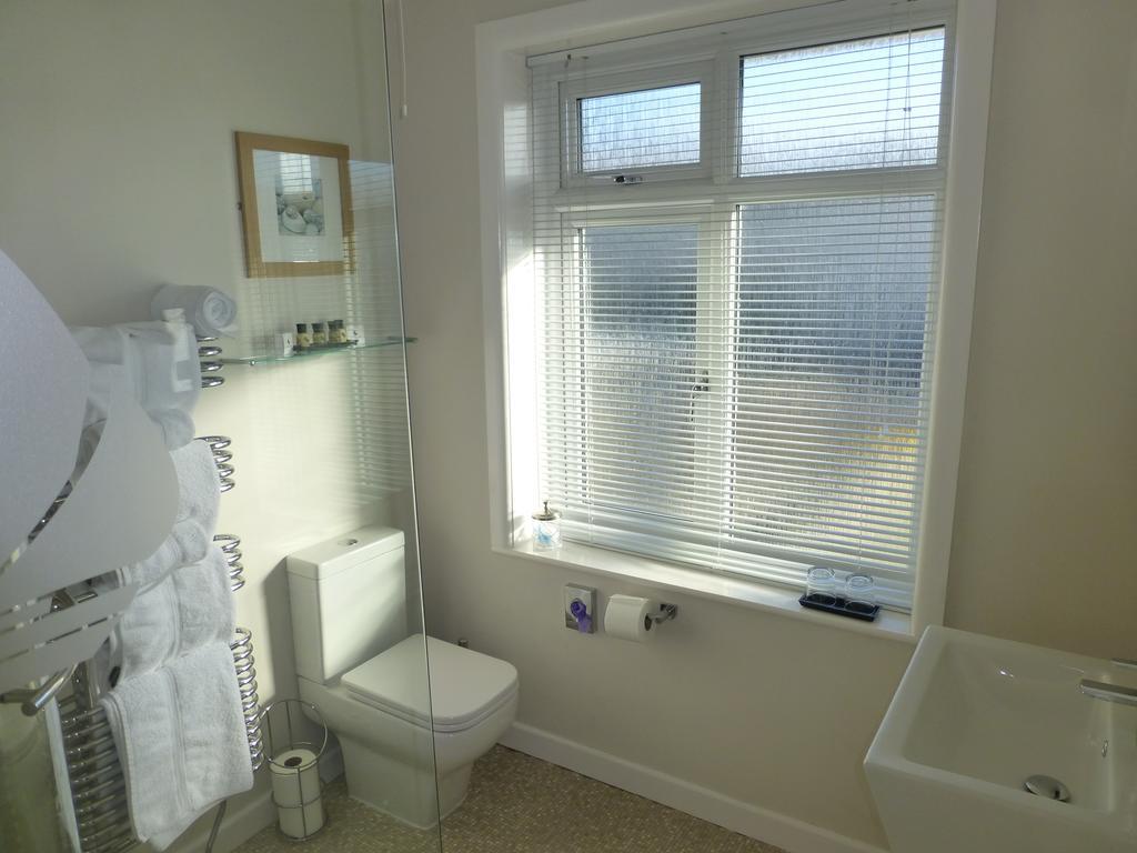 Waters Reach Guest House Christchurch  Zimmer foto